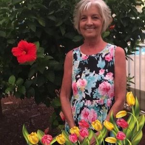 Meet your Posher, Joy